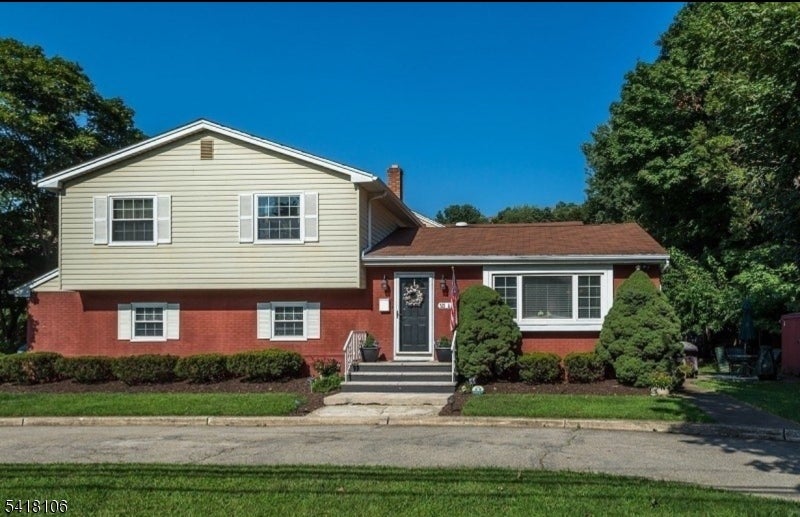 521 Hamburg Tpke a — photo