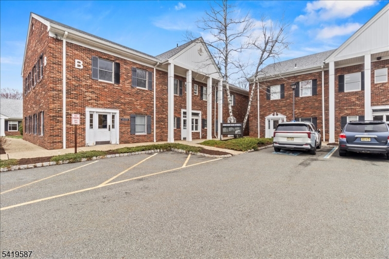 530 Ea Main St Unit 5B — photo