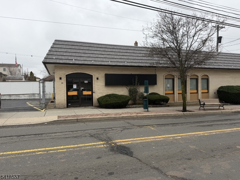 349 John Street — photo