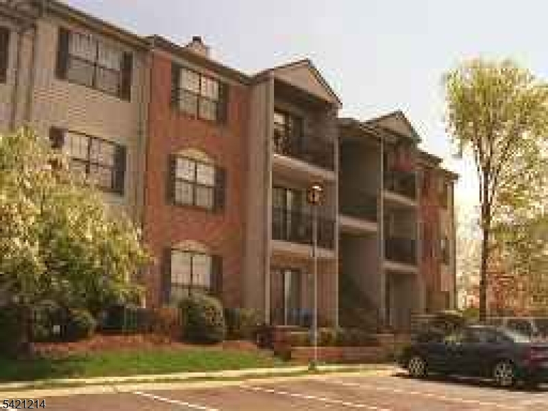 17 Fisher Drive — photo