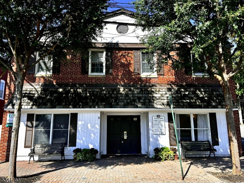 10 Fairmount Avenue — photo