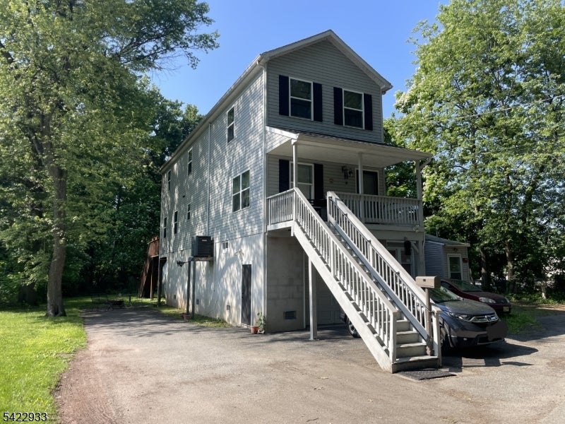 42 Riverlawn Dr — photo