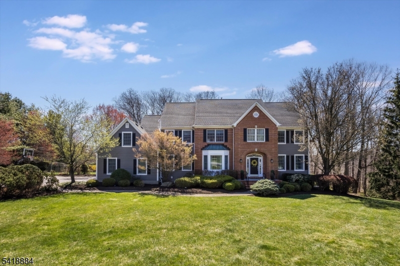 2 Fieldcrest Road, Chester, NJ 07930