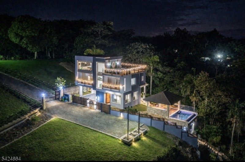 0 Urb Mountain Village — photo