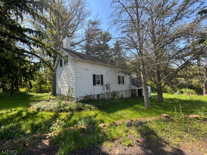 184 Stanton Rd — photo