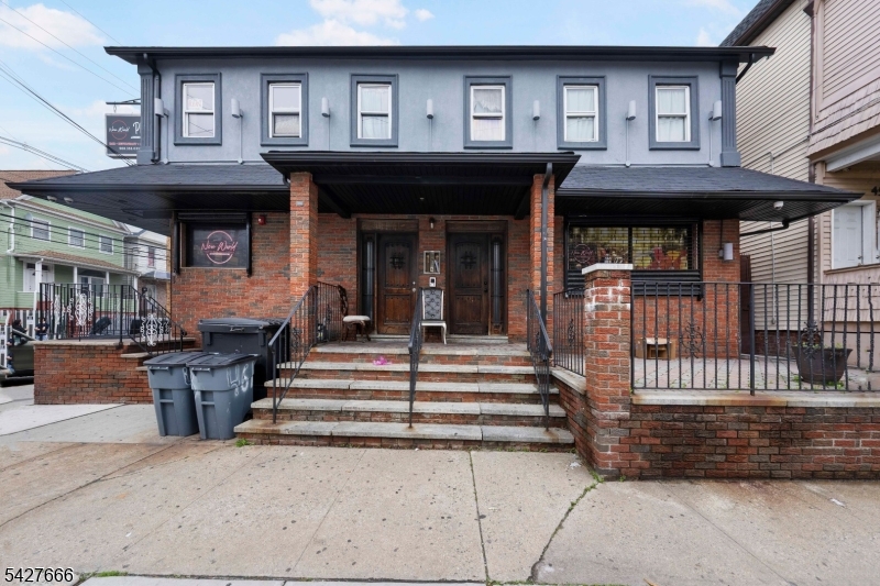 461 Marshall Street — photo