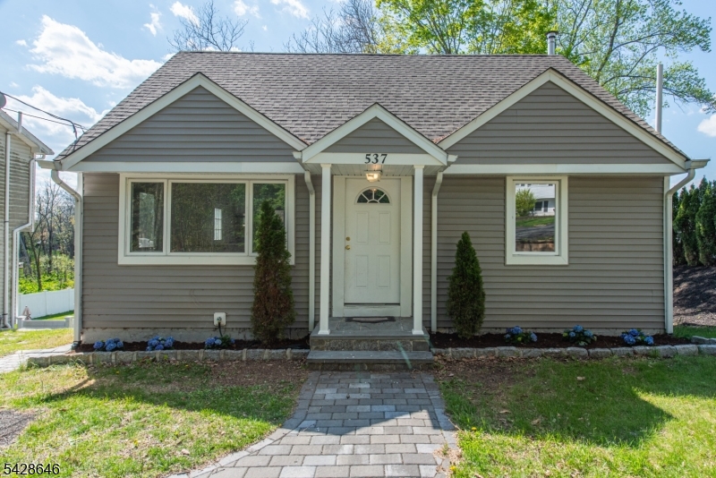 537 Dell Road — photo
