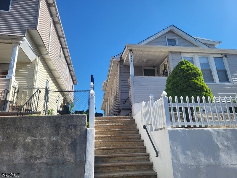 377 5th Ave 1 — photo