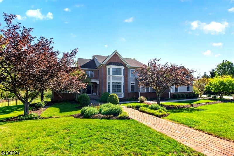 8 Morningside Ct — photo