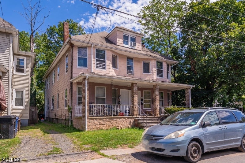 325 Stebbins Pl 2 — photo