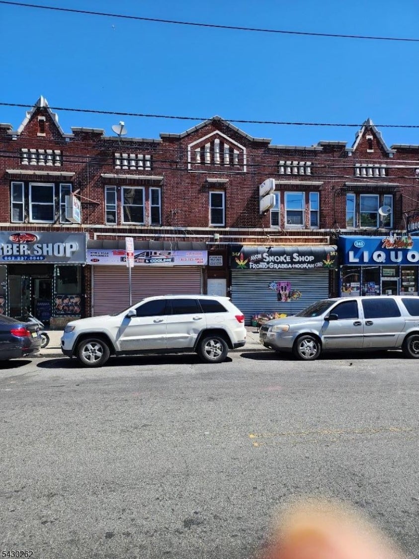 347 Avon Ave — photo