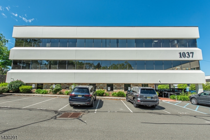 1037 Rte46C205 — photo