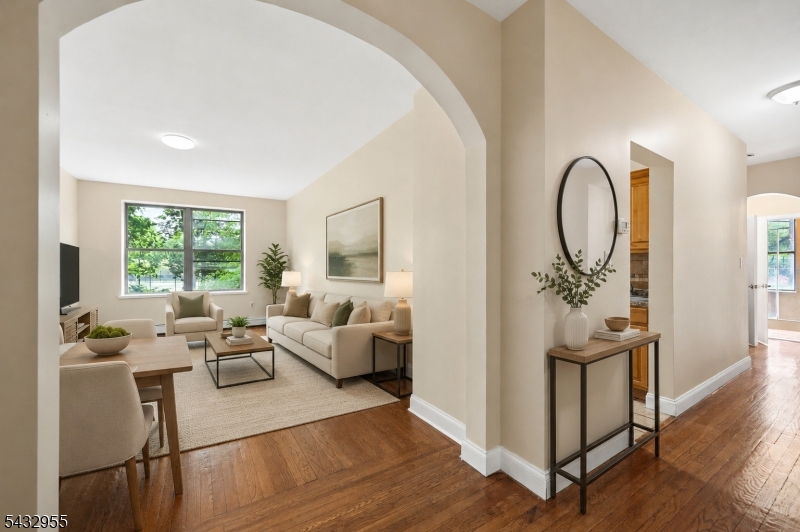 5 Pomona Avenue Unit 2C — photo