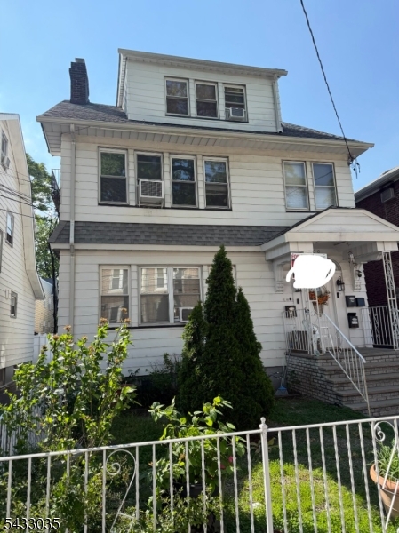 400 N 11th Street — photo