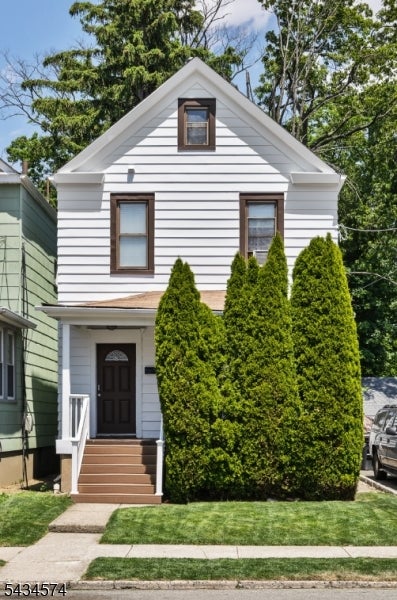 478 Brook Ave — photo