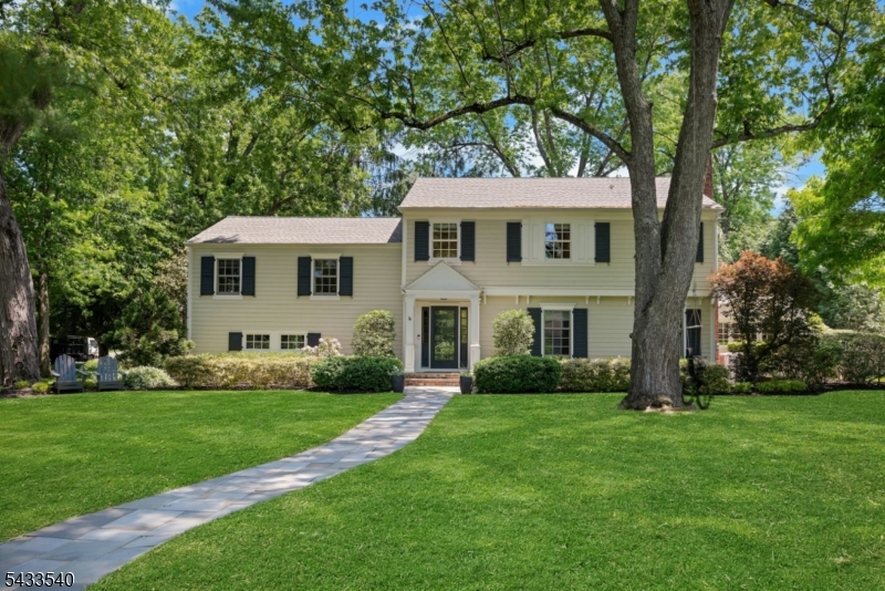 2 Colt Road, Summit, NJ 07901