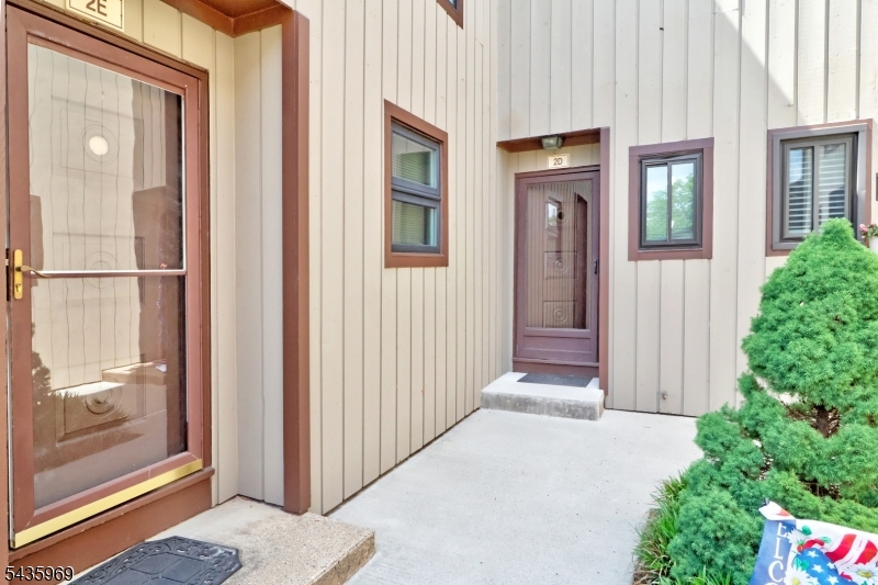 38 Park St 2-D — photo