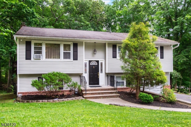 325 Conklintown Road — photo