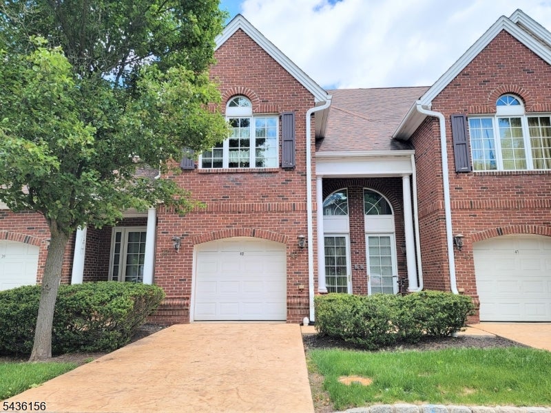 40 Schmidt Cir — photo