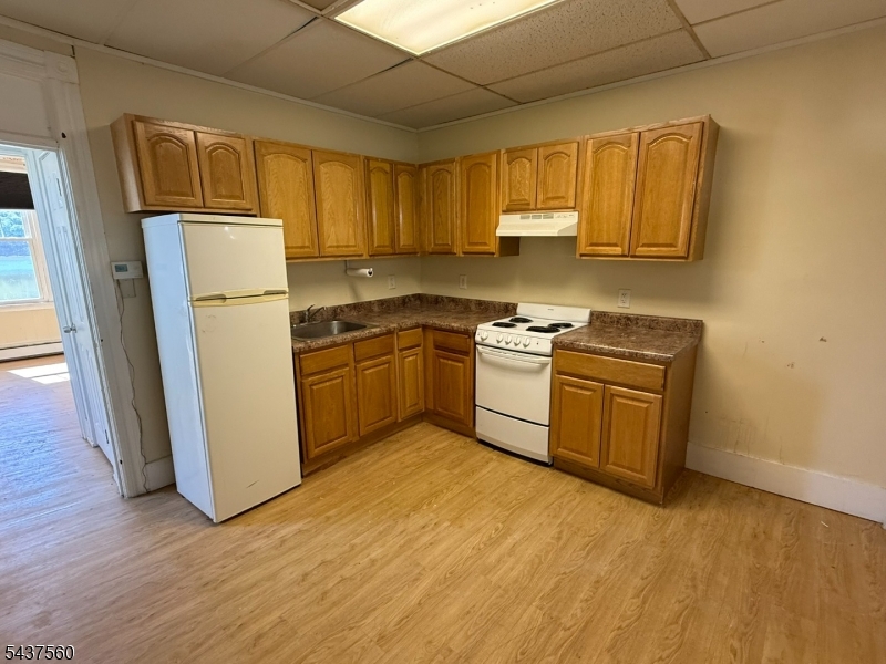 144 Lakeside Drive 5 — photo