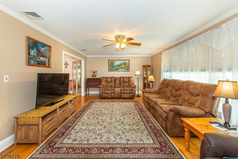 21 Whitegate Road, Succasunna, NJ 07876 — photo 3