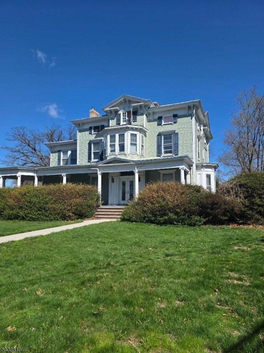 5 E Union Ave — photo