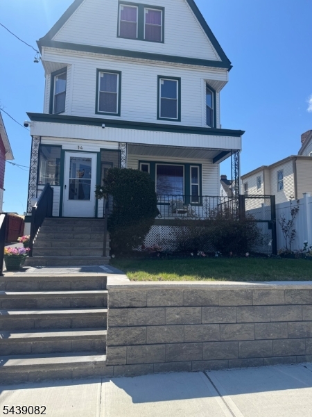 14 Helen Place — photo