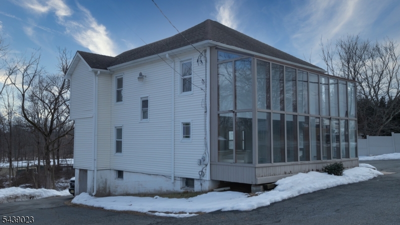 445 US Highway 46 — photo