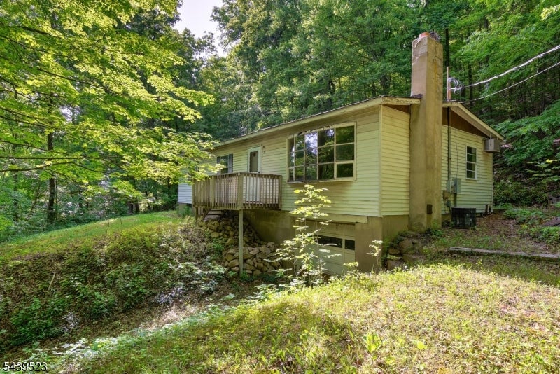 77 Sand Pond Rd — photo