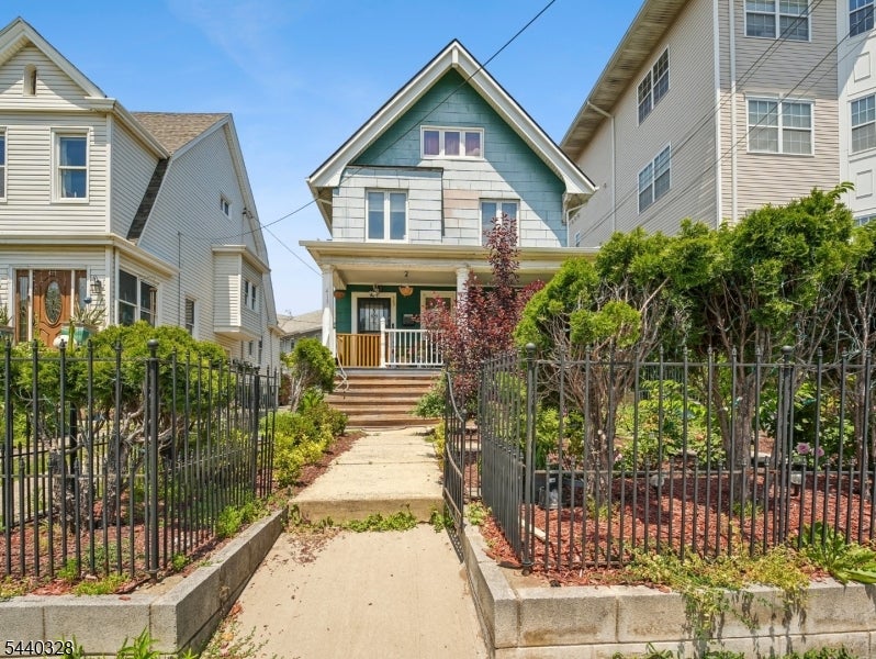 415 Westfield Ave — photo