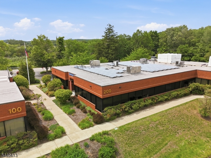 200 Mineral Springs Drive — photo