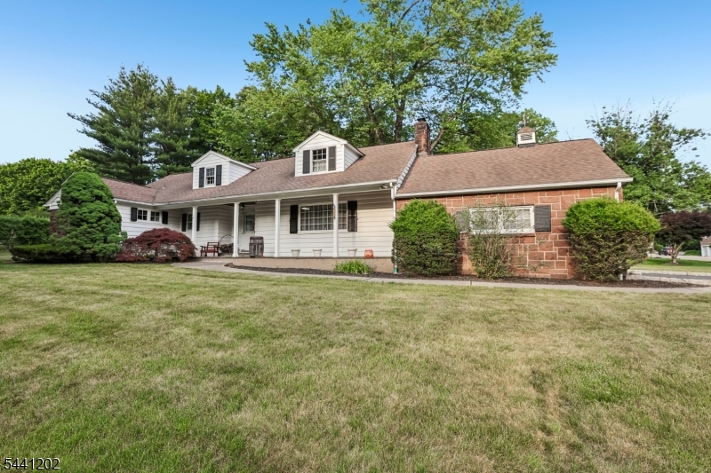 14 Saddle River Ro — photo
