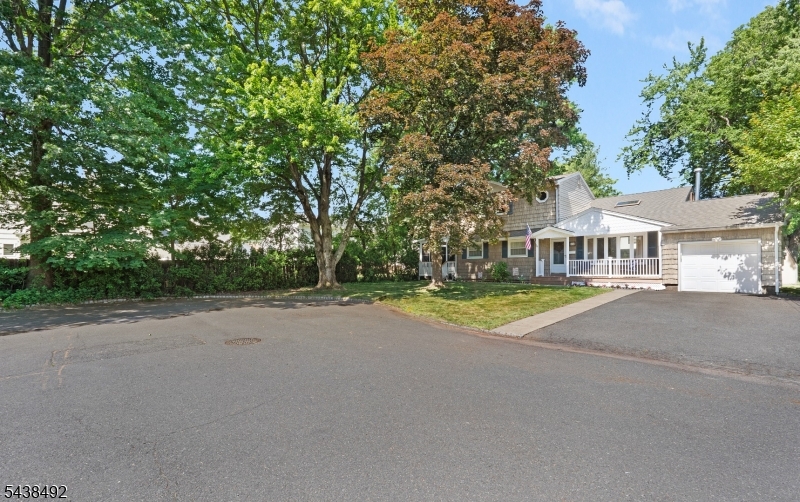 14 Kemp Drive, Springfield, NJ 07081 — photo 2