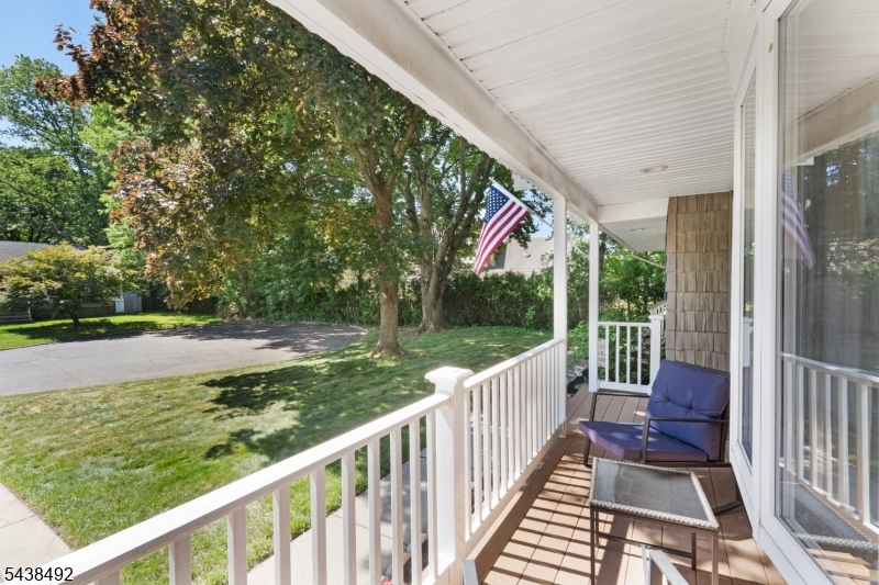 14 Kemp Drive, Springfield, NJ 07081 — photo 3