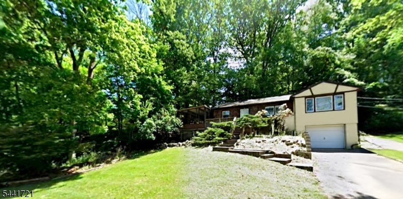 46 Shore Rd — photo