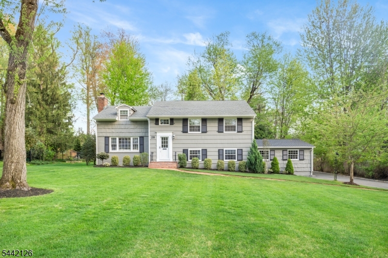 28 Spring Ridge Drive, Berkeley Heights, NJ 07922 — photo 3