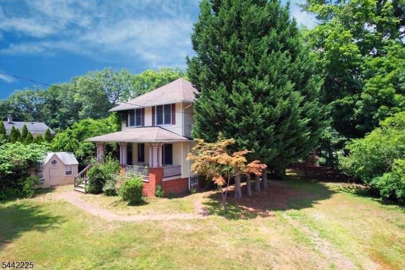 8 Brian Ct — photo