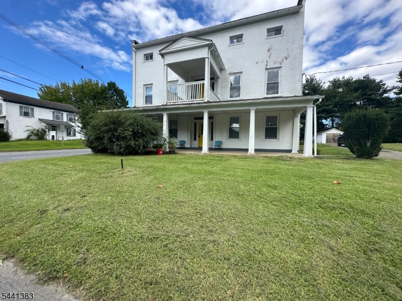 46 Titman Rd Apt 1 1 — photo