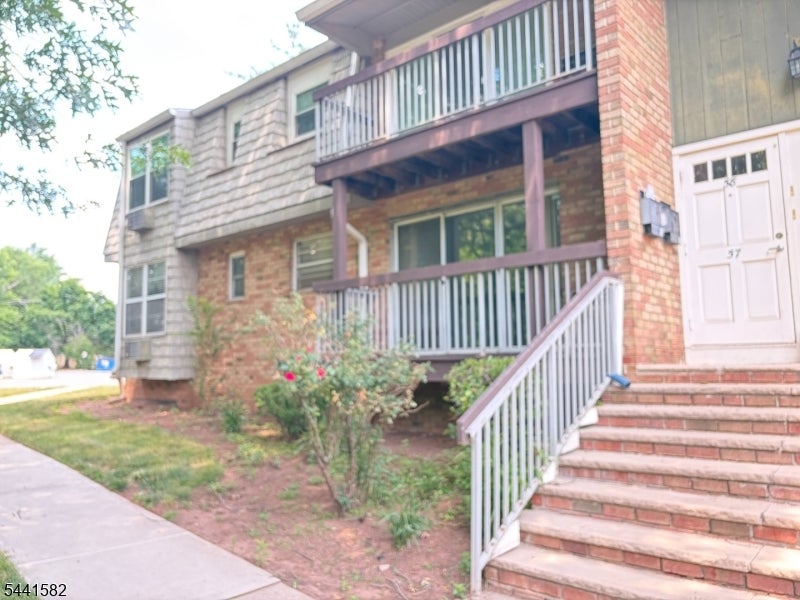 28 Deanna Dr Apt 57 57 — photo