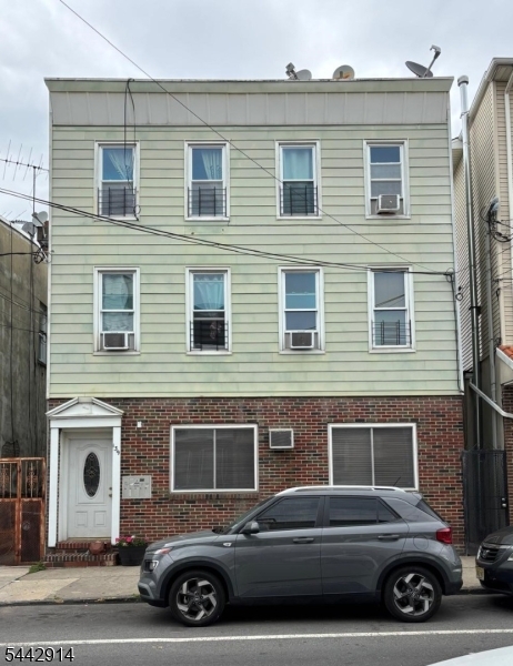 139 Elm Street — photo