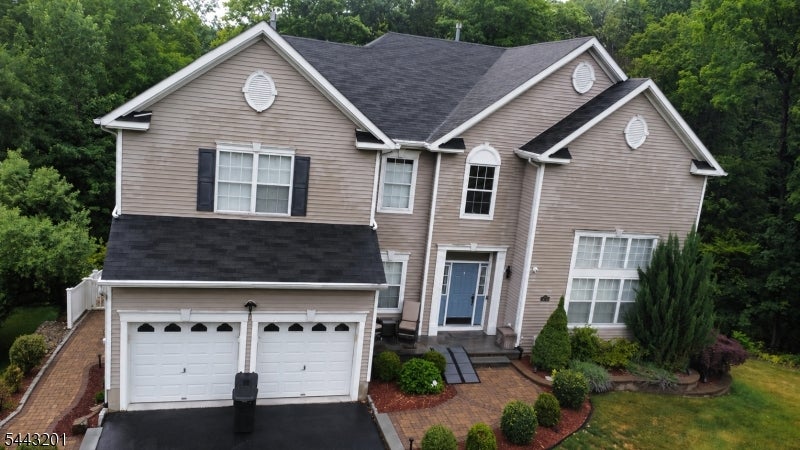 402 Rock Ridge Rd — photo