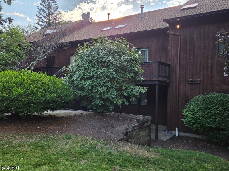1 Sugar Loaf Ct Unit 8 8 — photo
