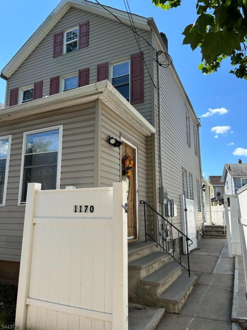1170 Broad Street — photo