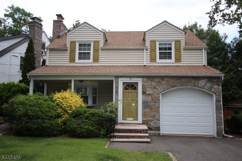 22 Sunset Drive — photo