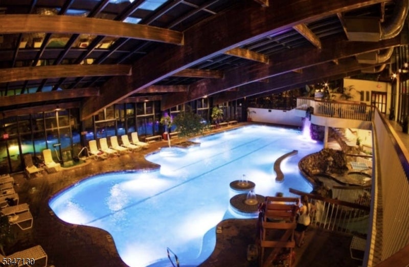 2 Chamonix Dr 103 — photo