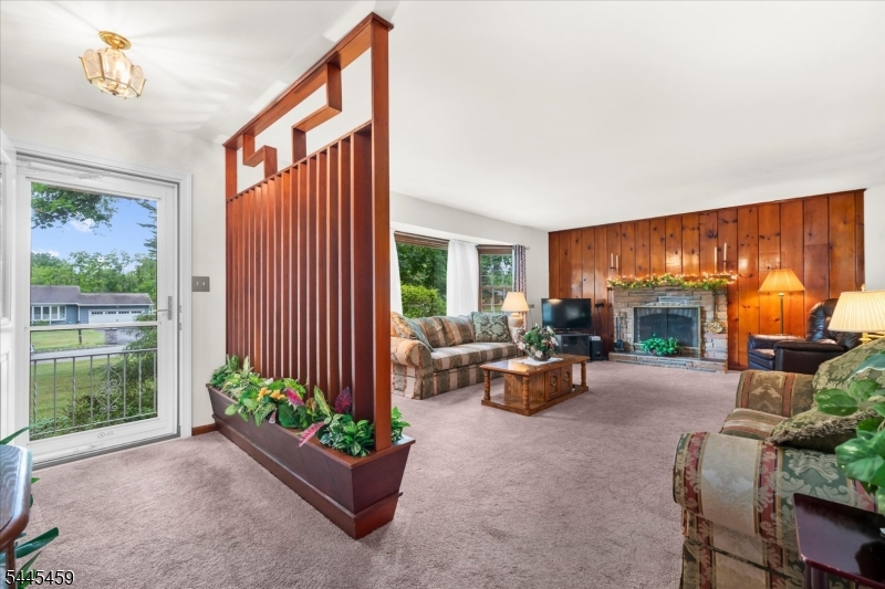 11 Meadow Brook Road, Flemington, NJ 08822 — photo 2