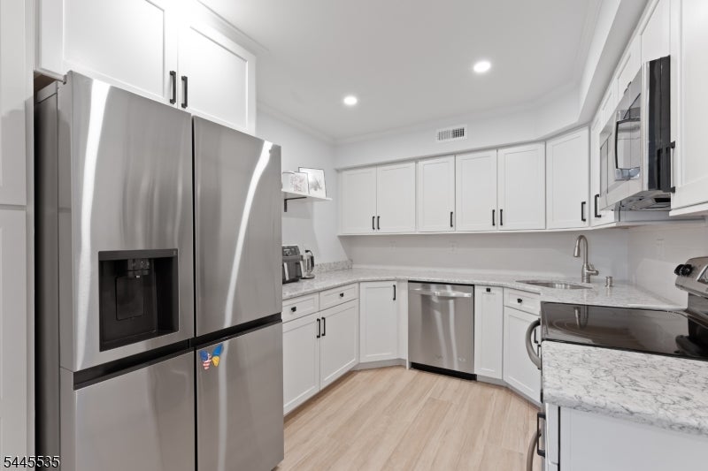 40 Wareham Ct 40 — photo