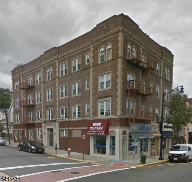 355 Lincoln Avenue 1C — photo