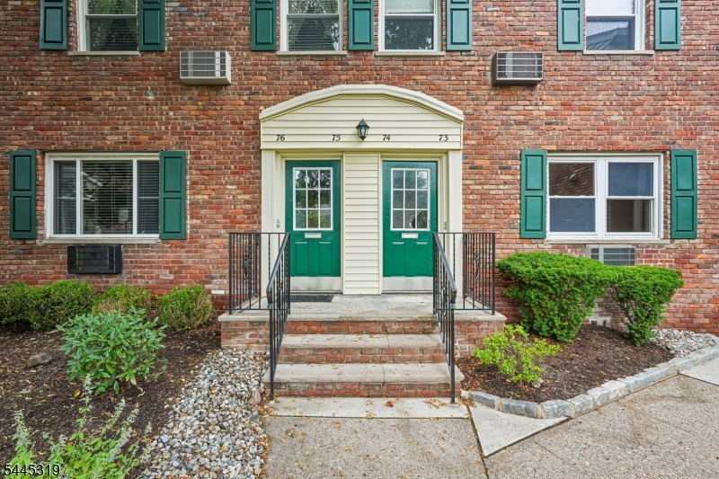 79 Roseland Avenue 73 — photo