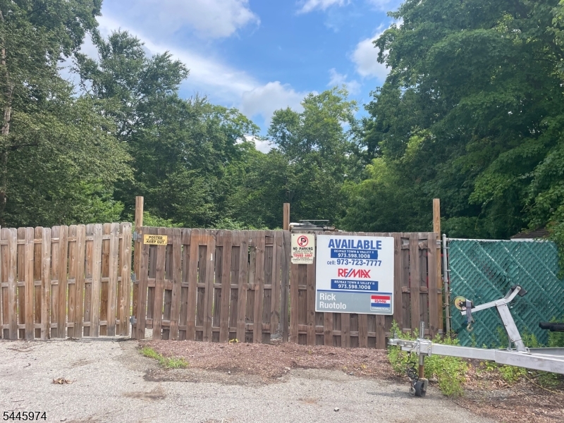 15-19 Norman Road — photo